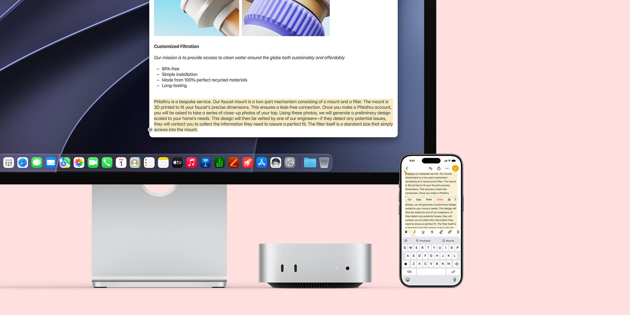 Mac mini vist forfra, plassert under Studio Display, en iPhone er plassert til høyre for enheten og skjermen, tekst er markert med kommandoene klipp ut, kopier, lim inn og Autoutfyll øverst på iPhone som matcher den markerte teksten på skjermen. Universelle utklipp vises.