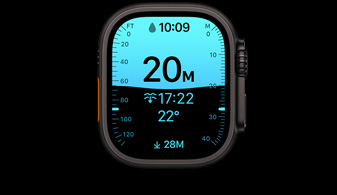 Apple Watch Ultra 4, fekete titántok, a Mélység appban búvármerülési mérőszámok látszanak, jobb oldali nézet, Digital Crown, megemelt oldalsó gomb