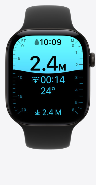 ブラックアルミニウムケースのApple Watch Series 12。水深アプリの画面にダイビングの水深2.4メートルと表示されている。ブラックのスポーツバンドが取りつけられている