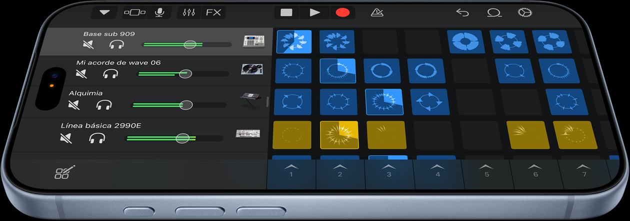 Un iPhone 18 Pro color glaciar muestra la interfaz de usuario de la app de producción musical Logic Pro