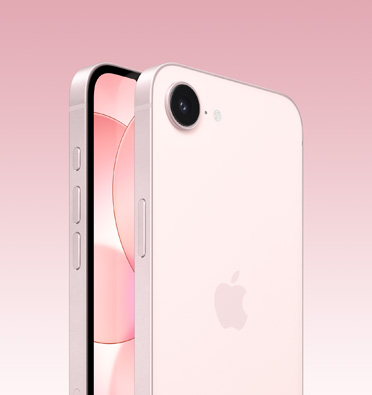 Przód i tył iPhone’a 17e w kolorze jasnoróżowym, częściowo widoczny ekran, całkowicie widoczny tył z logo Apple i aparatem, widoczny bok ukazujący przyciski czynności, głośności i przyciski boczne.