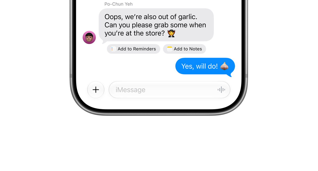 iPhone 18 Pro, Gümüş rengi, önden görünüm, ekranda evde sarımsağın bitmesiyle ilgili bir mesaj açık, Anımsatıcılar veya Notlar’a ekleme seçenekleri ve mavi gönder düğmesi gösteriliyor, mesajda “Yes, will do!” yazıyor
