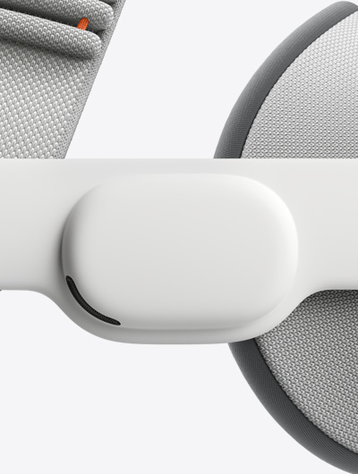 Seitliche Nahaufnahme der Apple Vision Pro mit dem Audioband