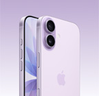 iPhone 17, Farbe Lavendel, Vorderseite, schräge Rückansicht, Dual Fusion Kamera-System oben links, Taste für die Kamerasteuerung, Vorderseite mit All‑Screen Design, Actiontaste, Lautstärketasten und Seitentaste